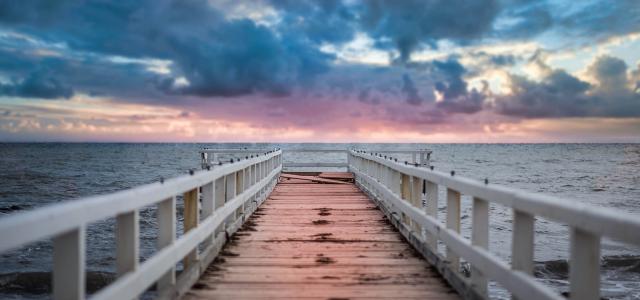 Wooden walkway to the ocean